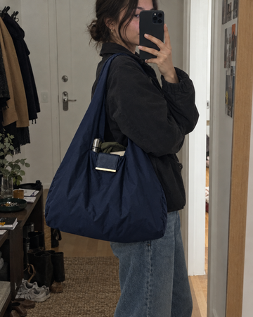 NOMO Keychain Tote in gebruik (foto: NOMO)