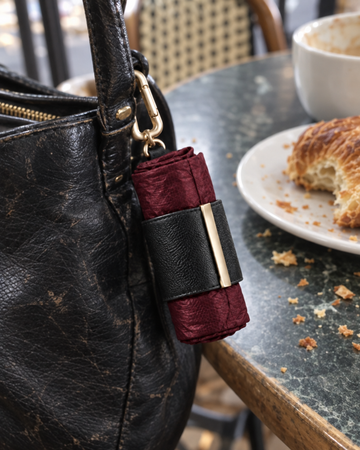 NOMO Keychain Tote in gebruik (foto: NOMO)