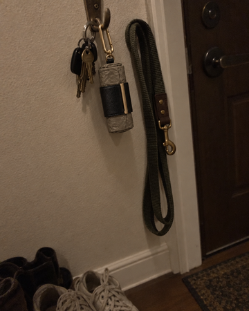 NOMO Keychain Tote in gebruik (foto: NOMO)