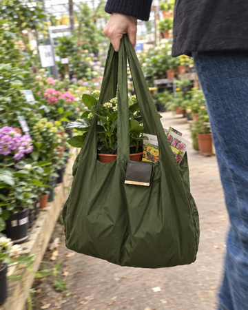 NOMO Keychain Tote in gebruik (foto: NOMO)