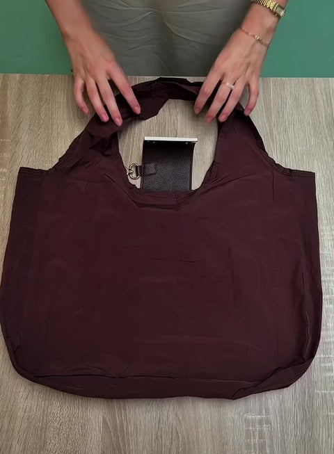NOMO Keychain Tote in actie 4